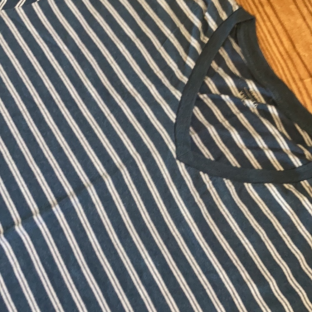 Old Navy Tee